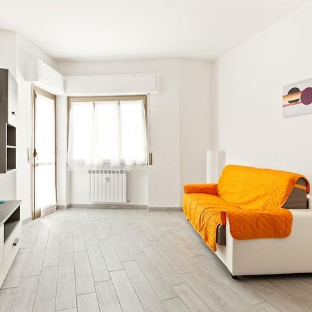 Renewed Balcony Flat With Green Garden Mediolan Zewnętrze zdjęcie