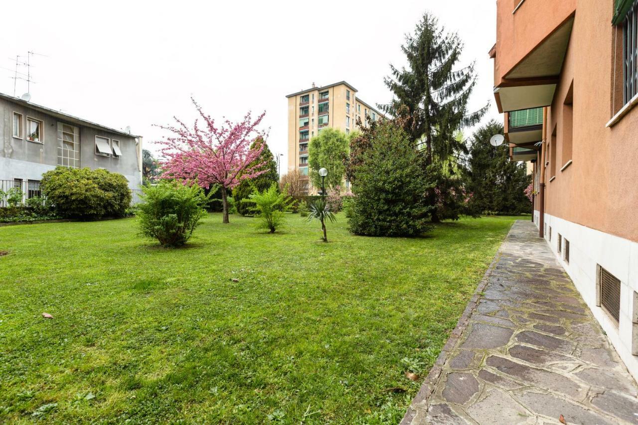 Renewed Balcony Flat With Green Garden Mediolan Zewnętrze zdjęcie